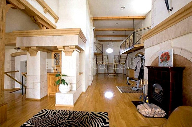 Земля в собственности, фасадный дом, реновированный дом, поменянное покрытие Рига - изображение 5