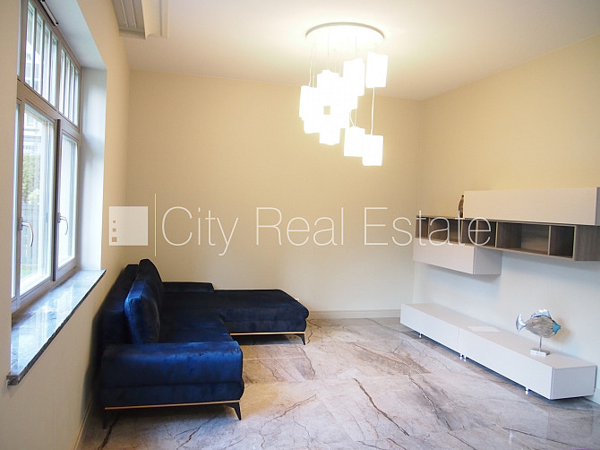 Privātmāja, labiekārtots apzaļumots pagalms, garāža vienai automašīnai, terase, Jūrmala - foto 5