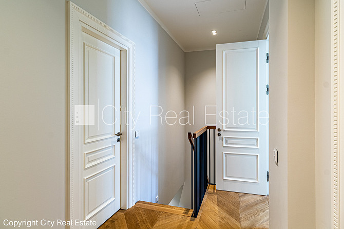 Renovēta māja, slēgts pagalms, iespēja nomāt autostāvvietu, apsargāta autostāvvieta, Rīga - foto 6