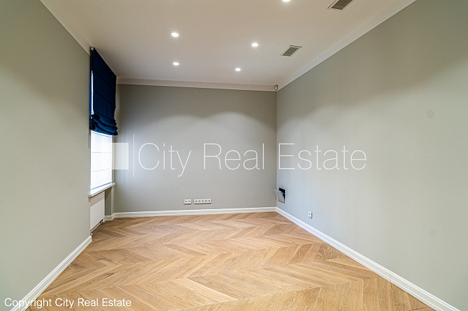 Renovēta māja, slēgts pagalms, iespēja nomāt autostāvvietu, apsargāta autostāvvieta, ieeja Rīga - foto 8