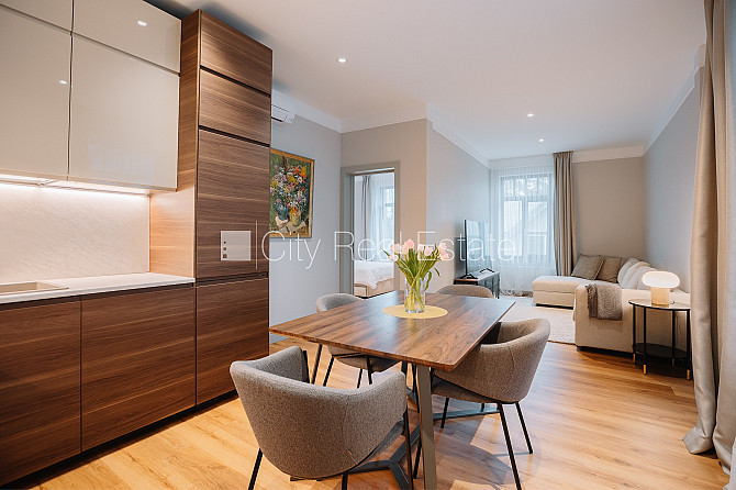 Fasādes māja, dzīvokļu skaits ēkā  5 gab., apsaimniekošanas maksa mēnesī 110 EUR, zaļā Jūrmala - foto 14