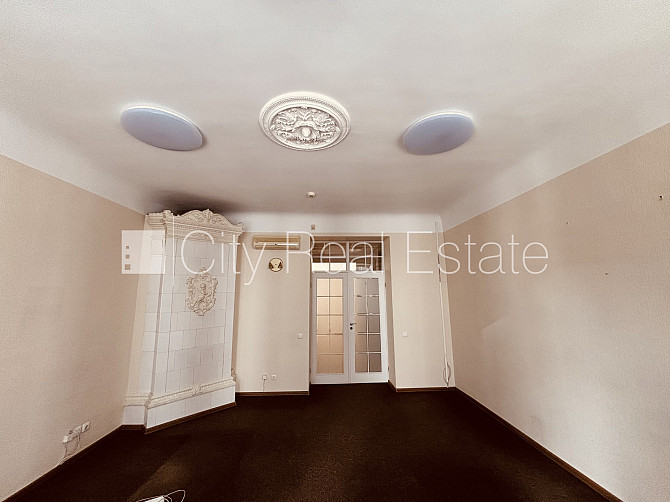 Земля в собственности, окна выходят в обе стороны дома, широкий вид из окна, Рига - изображение 1