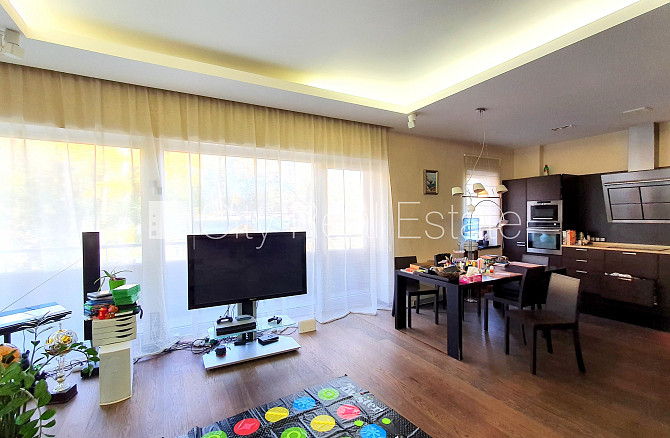 Projekts - Jūras Pils, zeme īpašumā, jaunceltne, fasādes māja, labiekārtota apzaļumota Jūrmala - foto 3