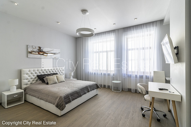 Šo dzīvokli izīrē pa diennaktīm (īstermiņa īre), īres cena sludinājumā norādīta par Rīga - foto 1