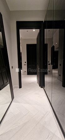 Jaunceltne, fasādes māja, zaļā teritorija, labiekārtota apzaļumota teritorija, slēgta Jūrmala - foto 16