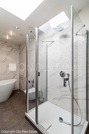 Renovēta māja, slēgts pagalms, iespēja nomāt autostāvvietu, apsargāta autostāvvieta, Rīga - foto 13