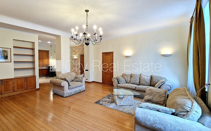 Fasādes māja, renovēta māja, viena kvadrātmetra apsaimniekošanas maksa mēnesī  0,39 EUR, Rīga - foto 7