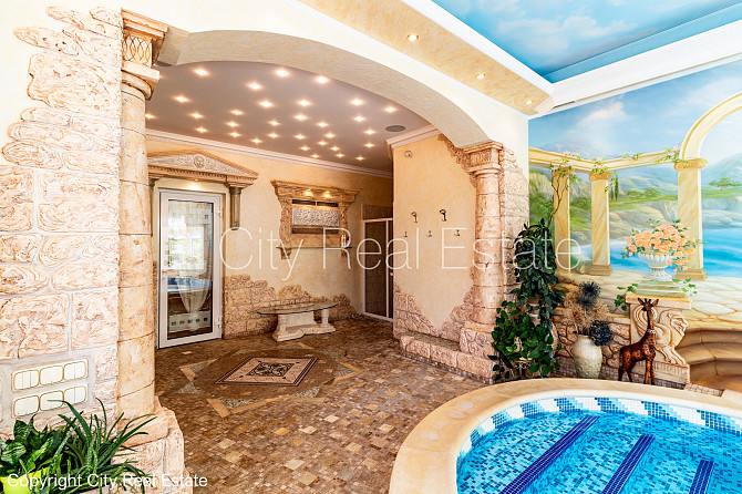 Labiekārtota apzaļumota teritorija, iežogota teritorija, vieta vairākām automašīnām, Jūrmala - foto 13