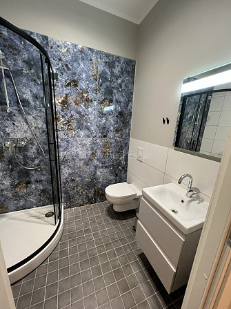 Fasādes māja, renovēta māja, bruģēts piebraucamais ceļš, iespēja nomāt autostāvvietu, Rīga - foto 6