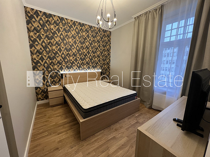 Fasādes māja, renovēta māja, bruģēts piebraucamais ceļš, iespēja nomāt autostāvvietu, Rīga - foto 2