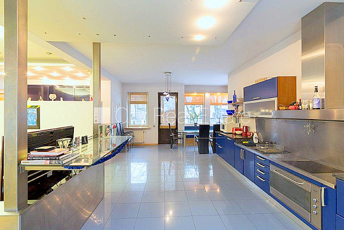 Privātmāja, pagrabstāvā pieejama noliktava, labiekārtota apzaļumota teritorija 2240 m2, Jūrmala - foto 5