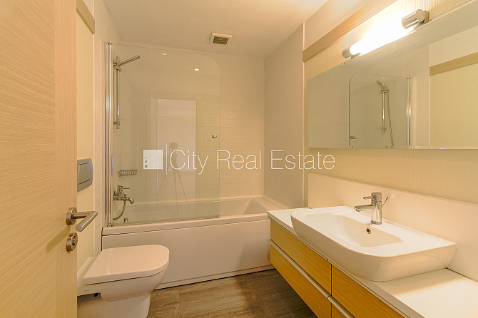 Fasādes māja, renovēta māja, labiekārtota apzaļumota teritorija, ieeja no ielas, ir lifts, Rīga - foto 7