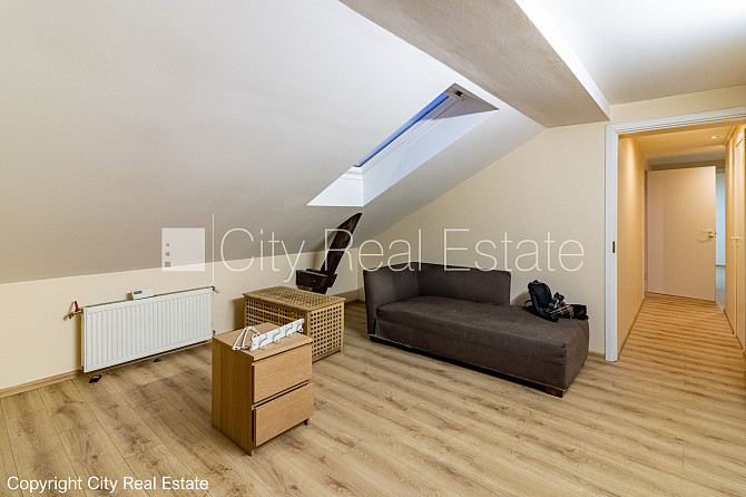 Labiekārtota apzaļumota teritorija, vieta automašīnai, mansards, istabas izolētas 2 gab., Rīga - foto 2