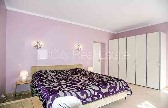 Земля в собственности, новостройка, фасадный дом, кирпичные стены, Юрмала