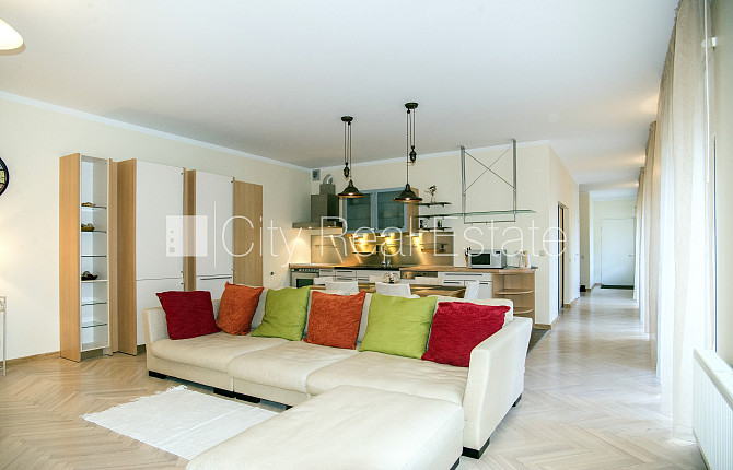 Земля в собственности, новостройка, фасадный дом, кирпичные стены, Юрмала - изображение 1