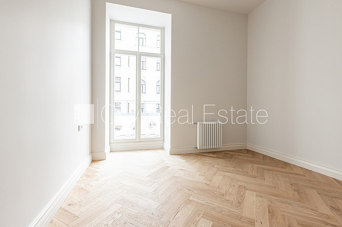 Fasādes māja, restaurēta māja, slēgts pagalms, ir lifts, kāpņu telpa pēc kapitālā Rīga - foto 9