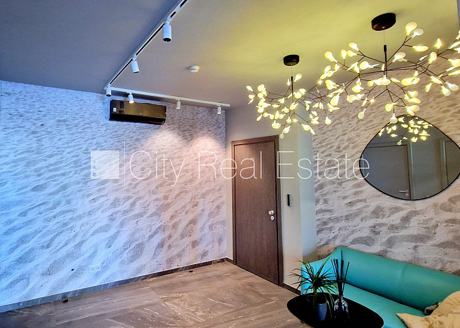 Новостройка, фасадный дом, благоустроенная озеленённая территория, подземная Юрмала - изображение 20