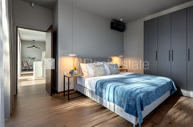 Новостройка, фасадный дом, благоустроенная озеленённая территория, подземная Юрмала - изображение 6