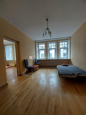 Fasādes māja, restaurēta māja, vieta automašīnai, kāpņu telpa pēc kosmētiskā remonta, Rīga - foto 10