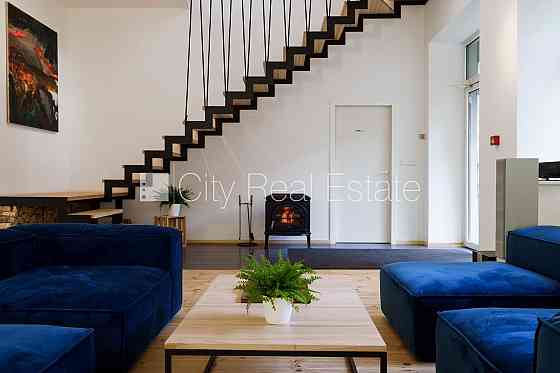 Вход со двора, газовое отопление, множество санузлов, Офисы класса А, сквозные Rīga