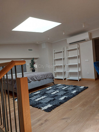 Jaunceltne, iespēja nomāt autostāvvietu, luksuss apartamenti  80 m2, ir lifts, plašs skats no Rīga - foto 3