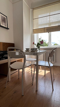 Fasādes māja, renovēta māja, slēgts pagalms, ieeja no ielas un pagalma, kāpņu telpa pēc Rīga - foto 11