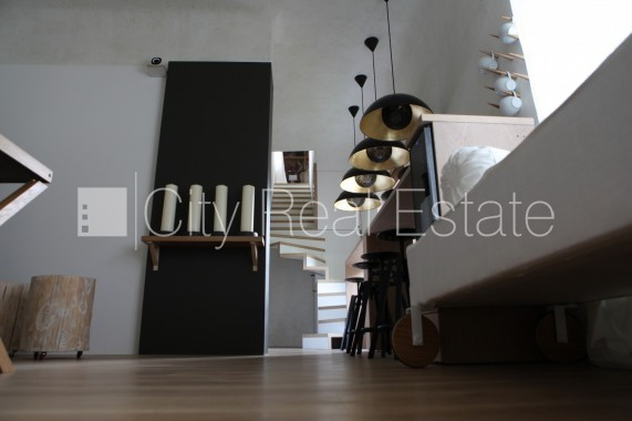 Фасадный дом, количество квартир в здании 12 шт., поменянное покрытие крыши, Юрмала - изображение 14