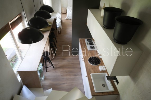 Фасадный дом, количество квартир в здании 12 шт., поменянное покрытие крыши, Юрмала - изображение 16