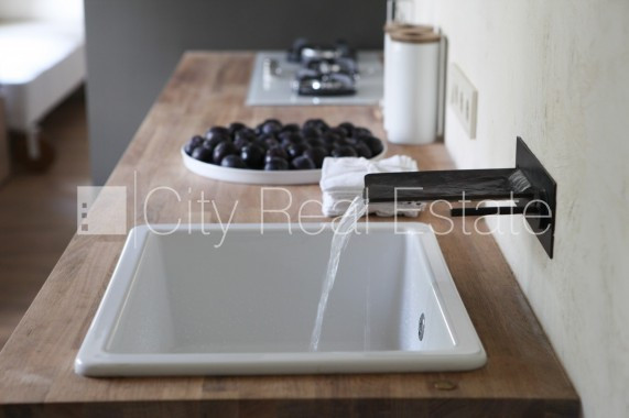 Фасадный дом, количество квартир в здании 12 шт., поменянное покрытие крыши, Юрмала - изображение 18