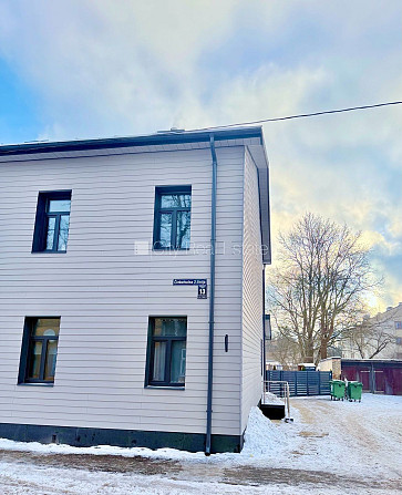 Fasādes māja, renovēta māja, slēgts pagalms, iežogota teritorija, bezmaksas stāvvieta Rīga - foto 15