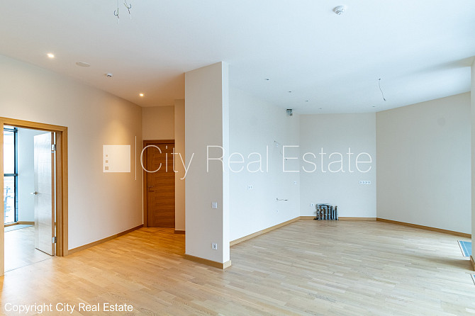 Земля в собственности, новостройка, монолитные бетонные стены, зеленая Юрмала - изображение 4