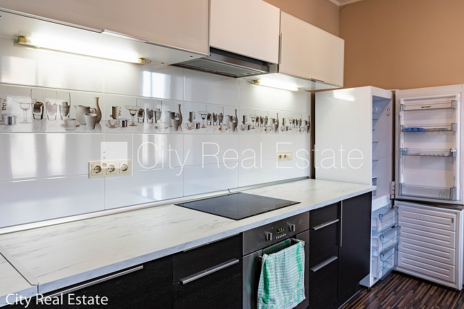 Pagalma ēka, renovēta māja, labiekārtota apzaļumota teritorija, iespēja nomāt Rīga - foto 5