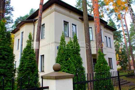 Земля в собственности, частный дом, новостройка, стены из керамзитных блоков, Jūrmala