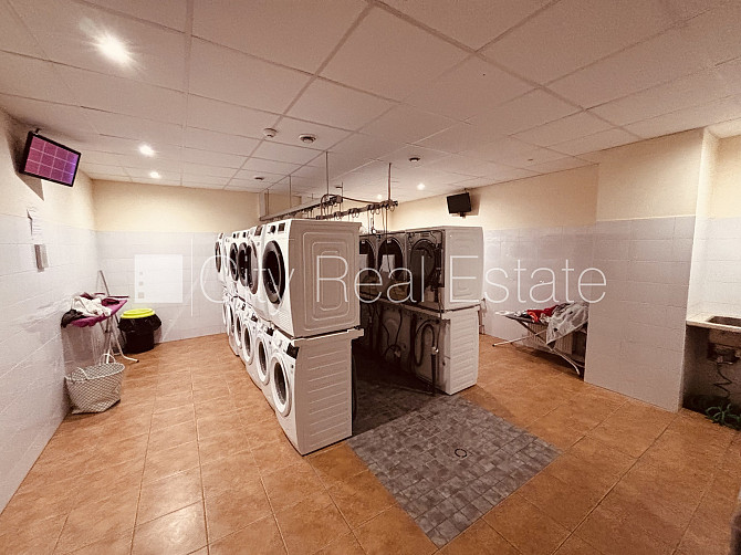 Fasādes māja, energo efektīva māja, labiekārtota apzaļumota teritorija, apsargāta Rīga - foto 9