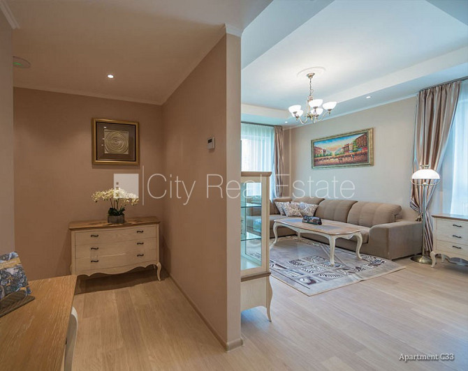 Новостройка, благоустроенная озеленённая территория, закрытый двор, подземная Юрмала - изображение 5