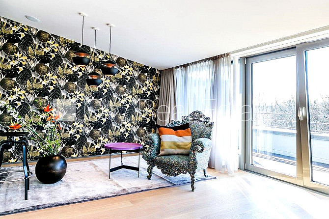 Фасадный дом, реновированный дом, благоустроенная озеленённая территория, Рига - изображение 12