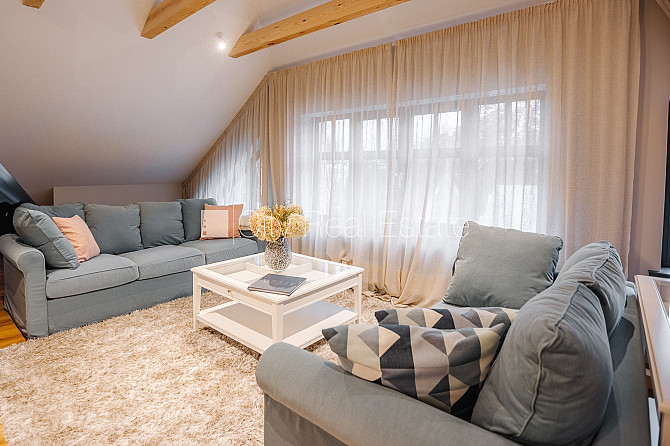 Новостройка, благоустроенный озеленённый двор, закрытый двор, озеленённая Юрмала - изображение 9