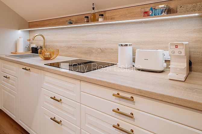 Новостройка, благоустроенный озеленённый двор, закрытый двор, озеленённая Юрмала - изображение 4