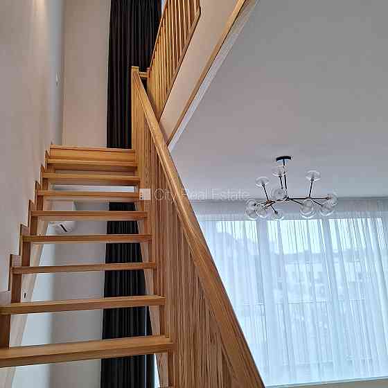 Новостройка, фасадный дом, закрытый двор, возможность аренды парковки, вход с Рига