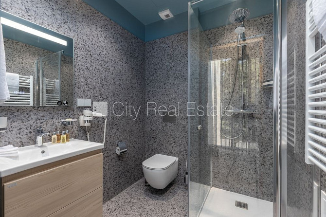 Jaunceltne, fasādes māja, zaļā teritorija, labiekārtots apzaļumots pagalms, pazemes Jūrmala - foto 10