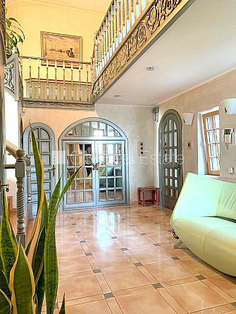 Privātmāja, jaunceltne, labiekārtota apzaļumota teritorija 2400 m2, bruģēts piebraucamais Rīga - foto 20