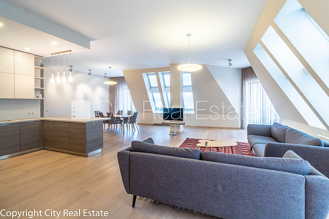 Проект - Rīdzenes Rezidence (Ридзенес Резиденце), фасадный дом, подъездная дорога покрыта Рига - изображение 2