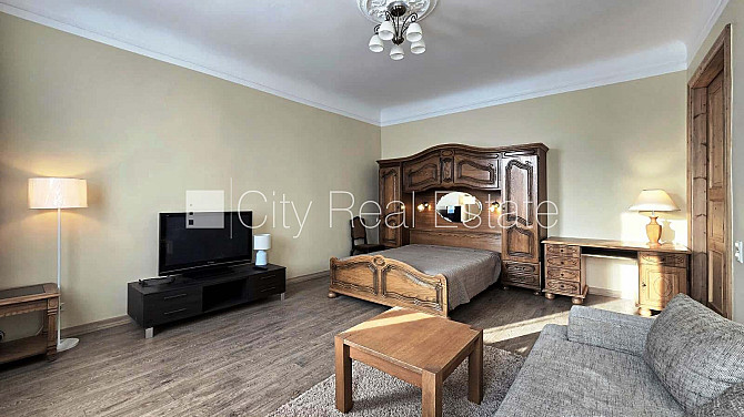 Fasādes māja, slēgts pagalms, iespēja nomāt autostāvvietu, ieeja no pagalma, logi vērsti Rīga - foto 6