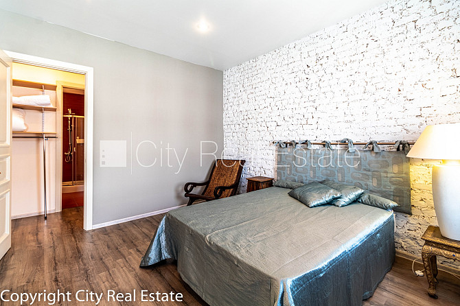 Fasādes māja, renovēta māja, slēgts pagalms, iespēja nomāt autostāvvietu, ieeja no ielas, Rīga - foto 8