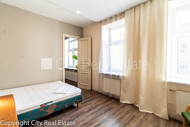 Fasādes māja, renovēta māja, slēgts pagalms, iespēja nomāt autostāvvietu, ieeja no ielas, Rīga - foto 18