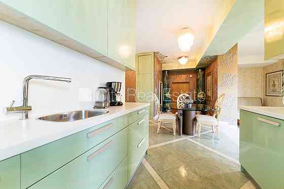 Проект - Centra Nams (Центра Намс), новостройка, фасадный дом, благоустроенная Rīga