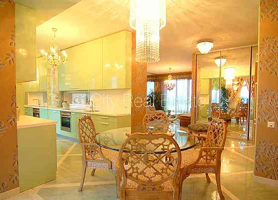 Проект - Centra Nams (Центра Намс), новостройка, фасадный дом, благоустроенная Rīga