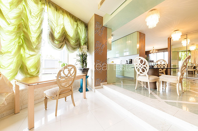 Projekts - Centra Nams, jaunceltne, fasādes māja, labiekārtota apzaļumota teritorija, vieta Rīga - foto 8