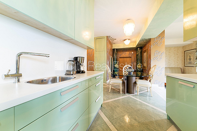 Projekts - Centra Nams, jaunceltne, fasādes māja, labiekārtota apzaļumota teritorija, vieta Rīga - foto 5