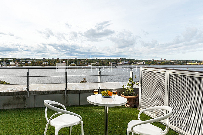 Projekts - Centra Nams, jaunceltne, fasādes māja, labiekārtota apzaļumota teritorija, vieta Rīga - foto 19